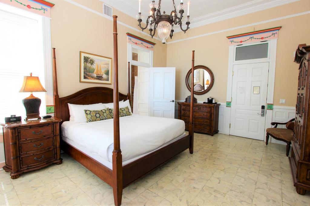 Southernmost House Hotel (Adults Only) Ки-Уэст Экстерьер фото