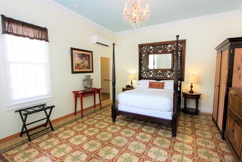 Southernmost House Hotel (Adults Only) Ки-Уэст Экстерьер фото