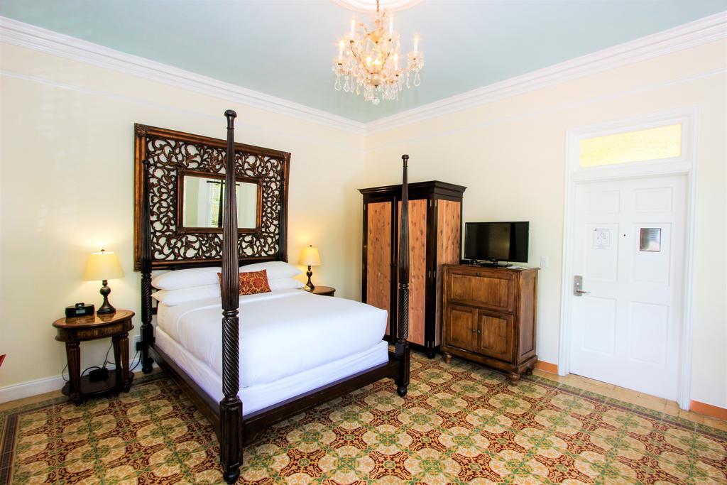 Southernmost House Hotel (Adults Only) Ки-Уэст Экстерьер фото